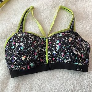 ⭐️ VSX sport underwire padded sports bra paint splatter design women 34C